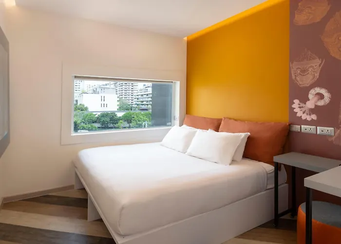 Greet Sukhumvit16 Jono 3*