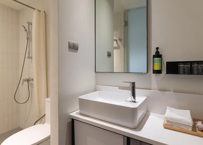 Greet Sukhumvit16 Jono Hotel 3*