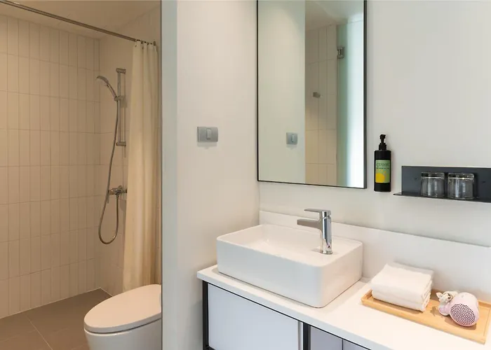 Greet Sukhumvit16 Jono Hotel
